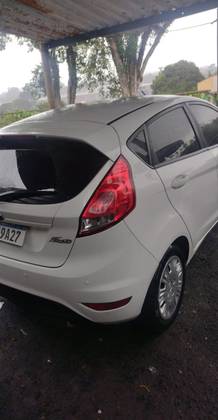 FORD FIESTA 1.6 SE HATCH 16V FLEX 4P MANUAL